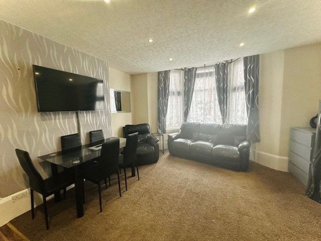 Phillips Apartments, 56 Station Road, Blackpool