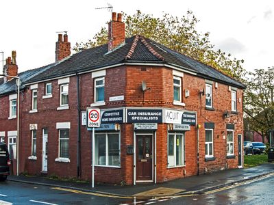 Property Image for 62 Broadstone Road, Reddish, Stockport, Cheshire, SK5 7AR