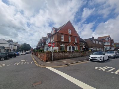 Property Image for 1 Warwick Road, Seaford, East Sussex, BN25 1RS