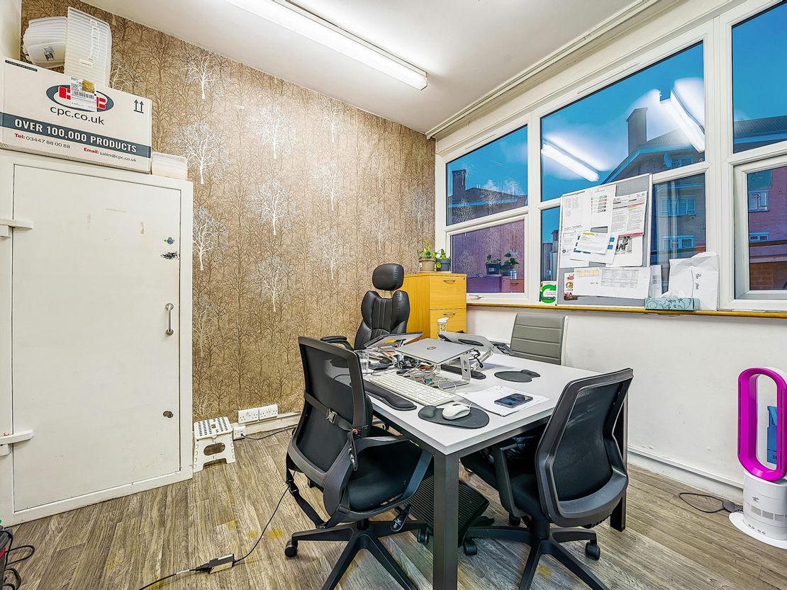 1st Floor, 404-406 Edgware Road, Paddington, W2 1ED