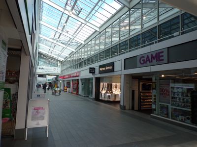 Property Image for 36 Manning Walk, Rugby Central Shopping Centre, Rugby, Warwickshire, CV21 2JR