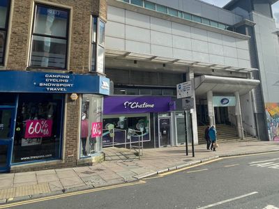 Property Image for First Floor, 133 Queens Road, Brighton, East Sussex, BN1 3WB