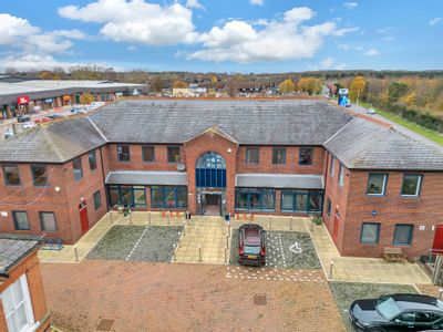 Property Image for Cheveley House, Fordham Road, Newmarket, CB8 7XN