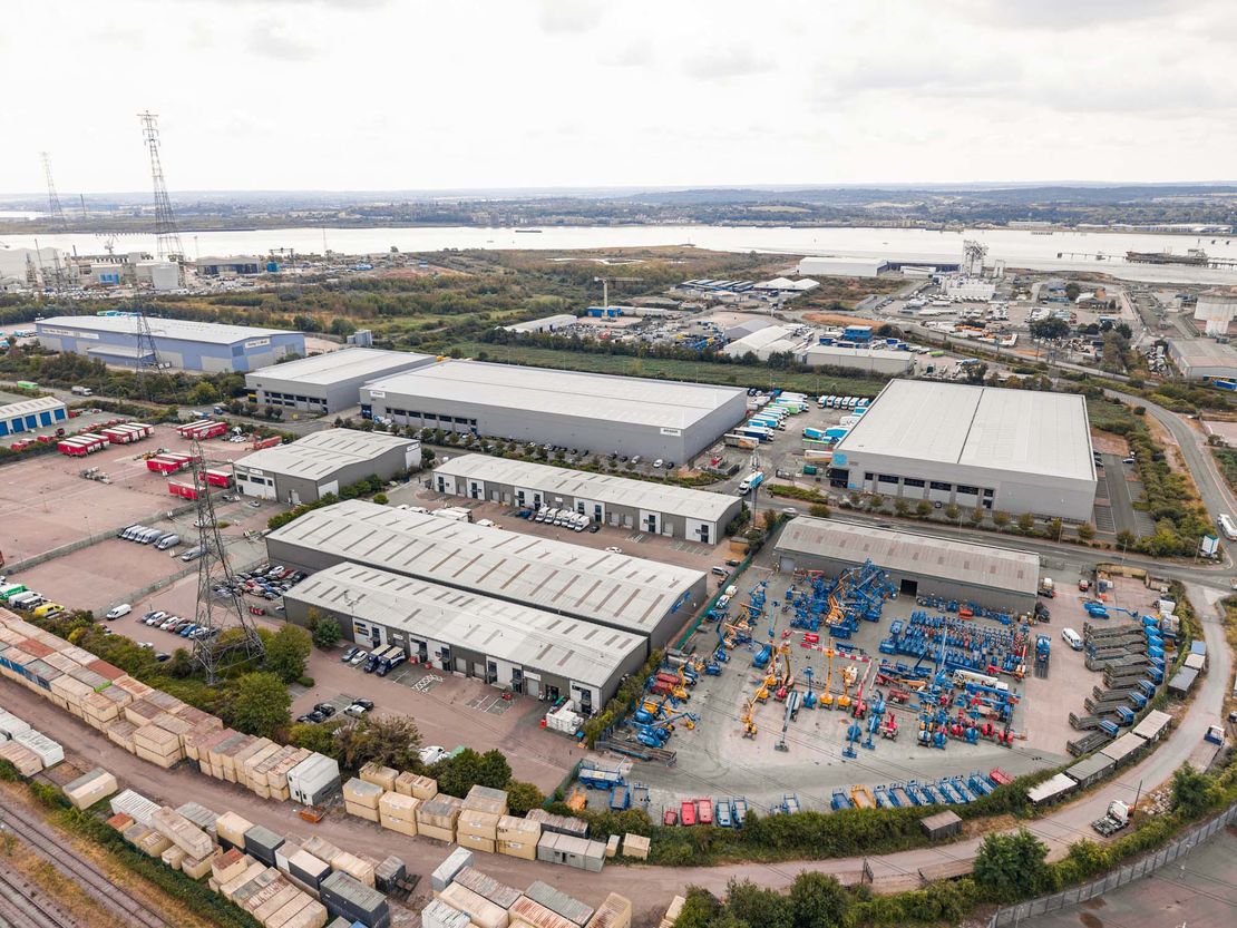 Thurrock Trade Park, Oliver Road, West Thurrock, Essex, RM20 3ED