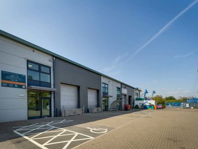 Property Image for Thurrock Trade Park, Oliver Road, West Thurrock, Essex, RM20 3ED