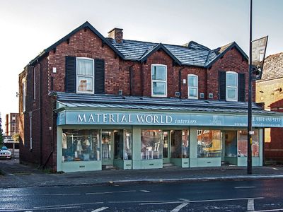 Property Image for 422a, 424 & 424a, Buxton Road, Great Moor, Stockport, SK2 7JQ