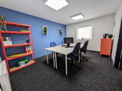 Property Image for 225 Denby Dale Road, Wakefield, WF2 7AJ