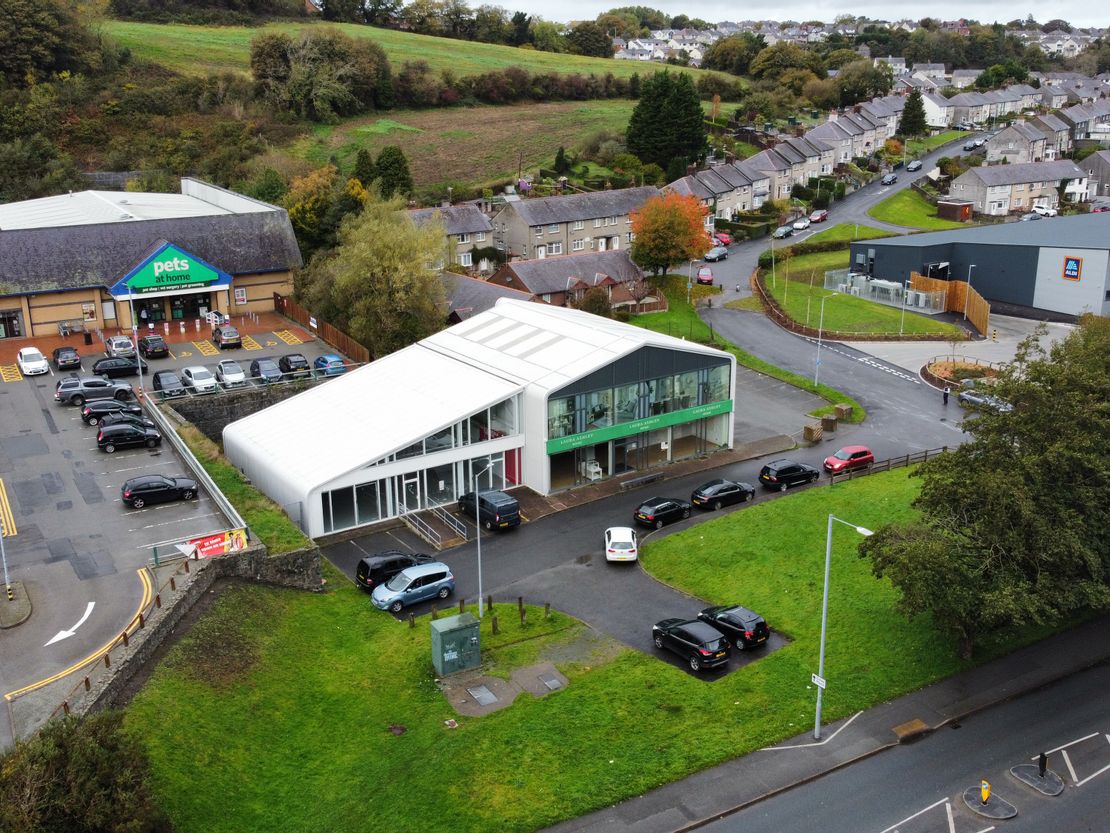 Unit 1 And 2 Caernarfon Road, A55 North Wales, Bangor, Gwynedd, LL57 4SU
