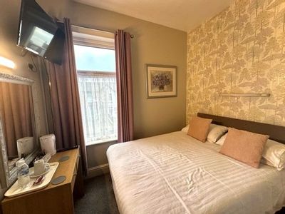 Property Image for California Guest House, Hornby Road, Blackpool, FY1