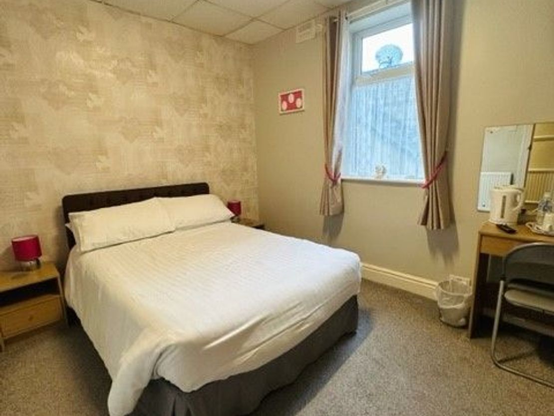 California Guest House, Hornby Road, Blackpool, FY1