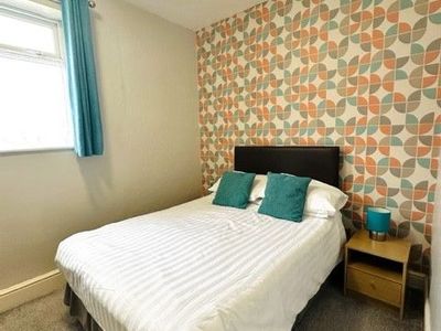 Property Image for California Guest House, Hornby Road, Blackpool, FY1