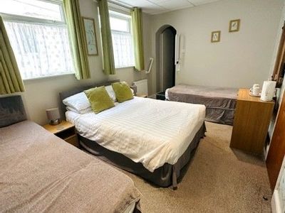 Property Image for California Guest House, Hornby Road, Blackpool, FY1