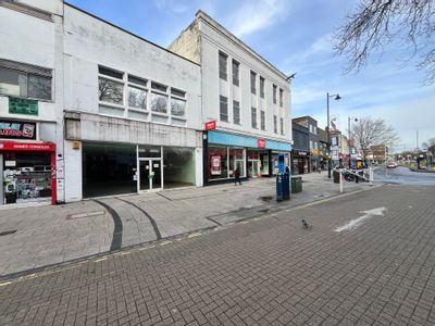 Property Image for 205 Commercial Road, Portsmouth, Hampshire, PO1 4BJ