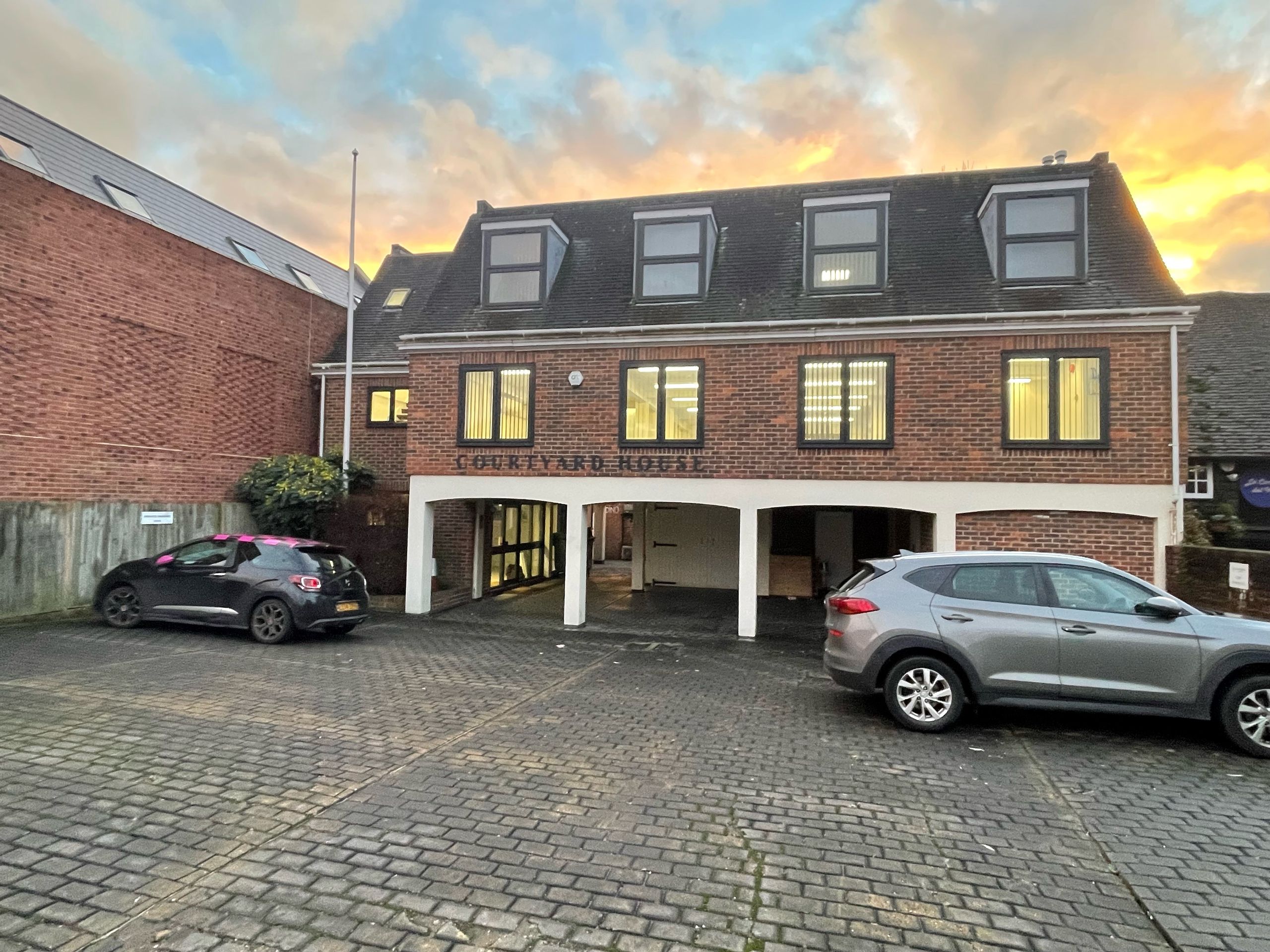 For Sale Courtyard House (For Sale), Liston Road, Marlow