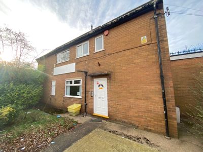 Property Image for 8a, St. Andrews Square, Bolton-Upon-Dearne, Rotherham, South Yorkshire, S63 8BA