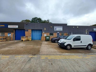 Property Image for Unit 3 Silverwing Industrial Estate, Horatius Way, Croydon, CR0 4RU