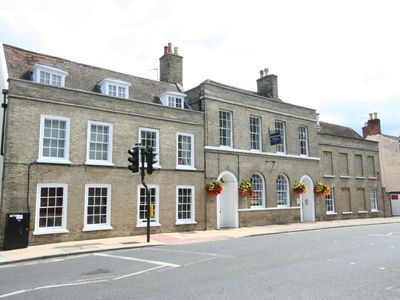 Property Image for 13, Manchester House, Northgate Street, Bury St Edmunds, Suffolk, IP33 1HP