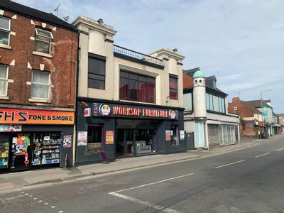 Property Image for 15 Victoria Square, Worksop, S80 1DX