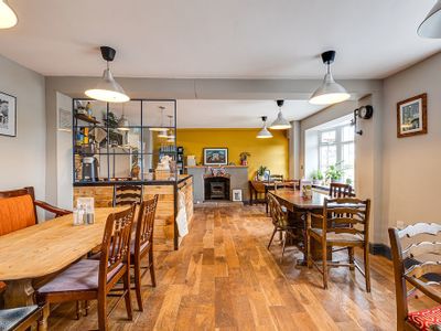 Property Image for Durham Heifer, Nantwich Road, Broxton, Chester, Cheshire, CH3 9JH