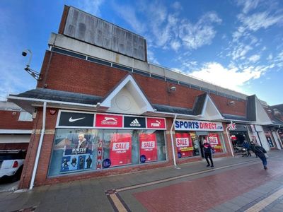 Property Image for 8-10 Gresley Row, Three Spires Shopping Centre , Lichfield, West Midlands, WS13 6JF