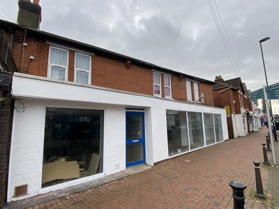 Property Image for 76 High Road, Southampton, Hampshire, SO16 2HZ