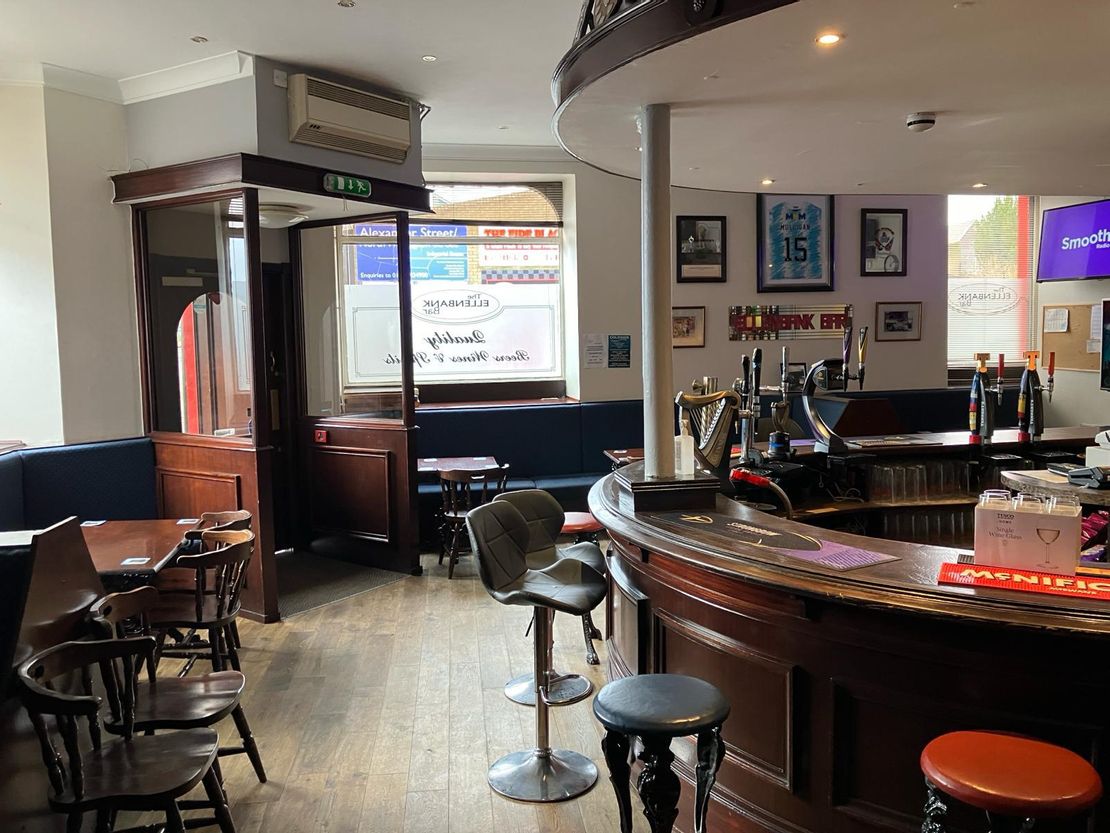 The Ellenbank Bar, 128 Alexander Street, Dundee, DD3 7DE