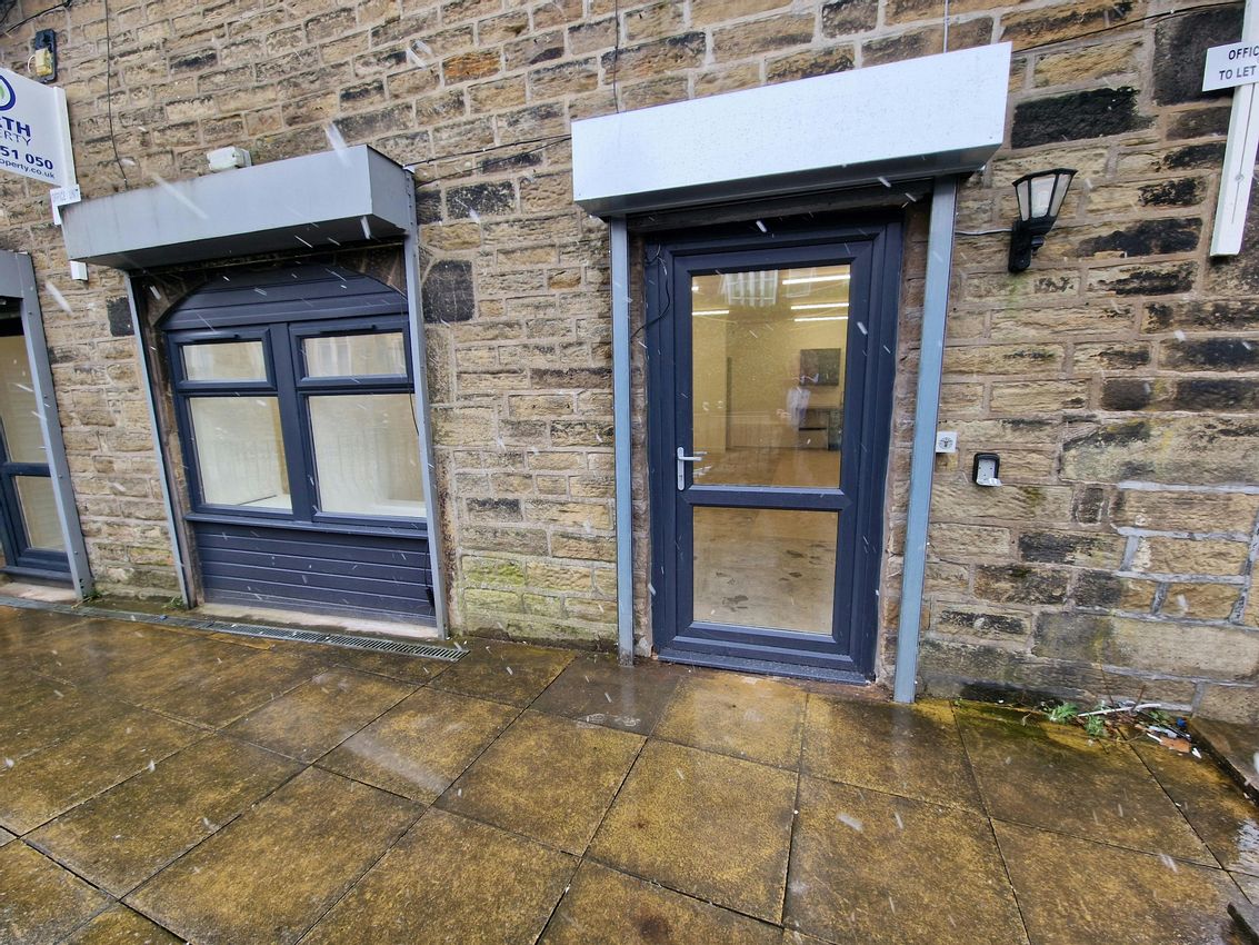 To Let 40 Kay Brow, Ramsbottom, Bury, BL0 9AY PropList