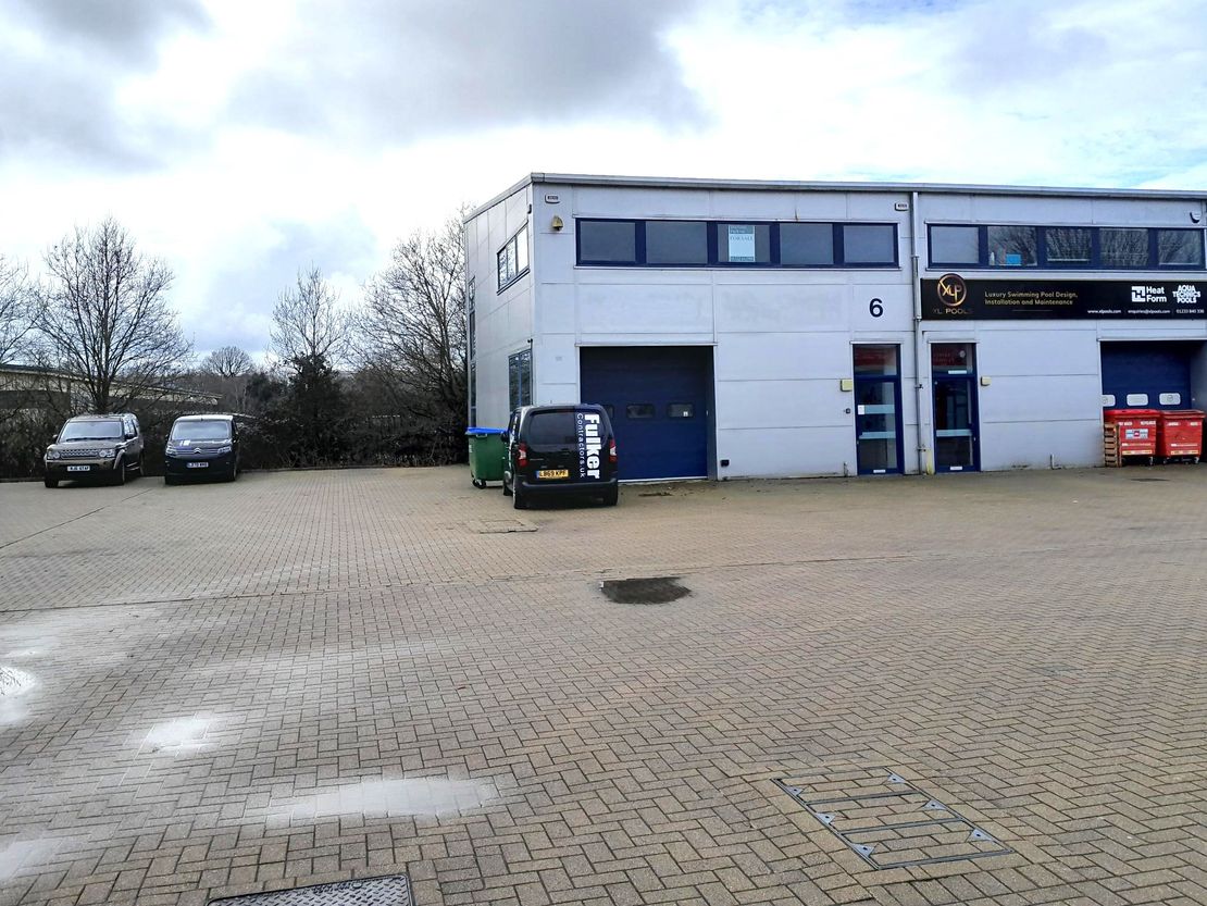 Unit 6, The Glenmore Centre, Moat Way, Ashford, Kent, TN24 0TL