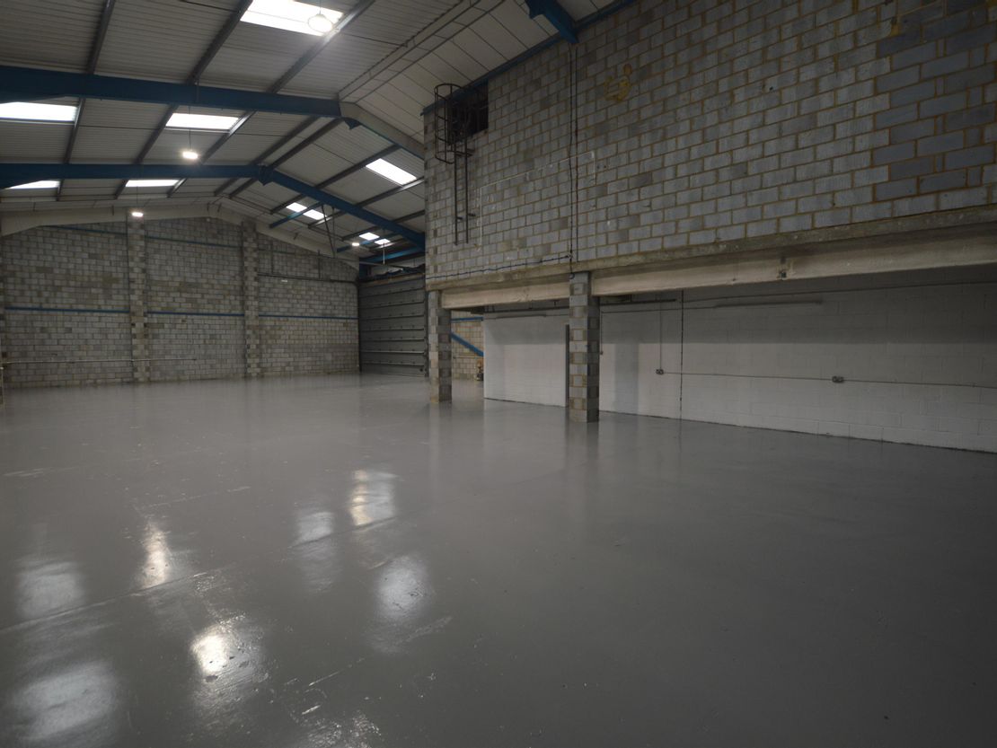 Unit 10 Willow Lane Industrial Estate, Willow Centre, Mitcham, CR4 4NX