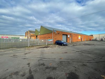 Property Image for Unit 2B, Everoak Industrial Estate, 2B Bromyard Road, Worcester, Worcestershire, WR2 5HP