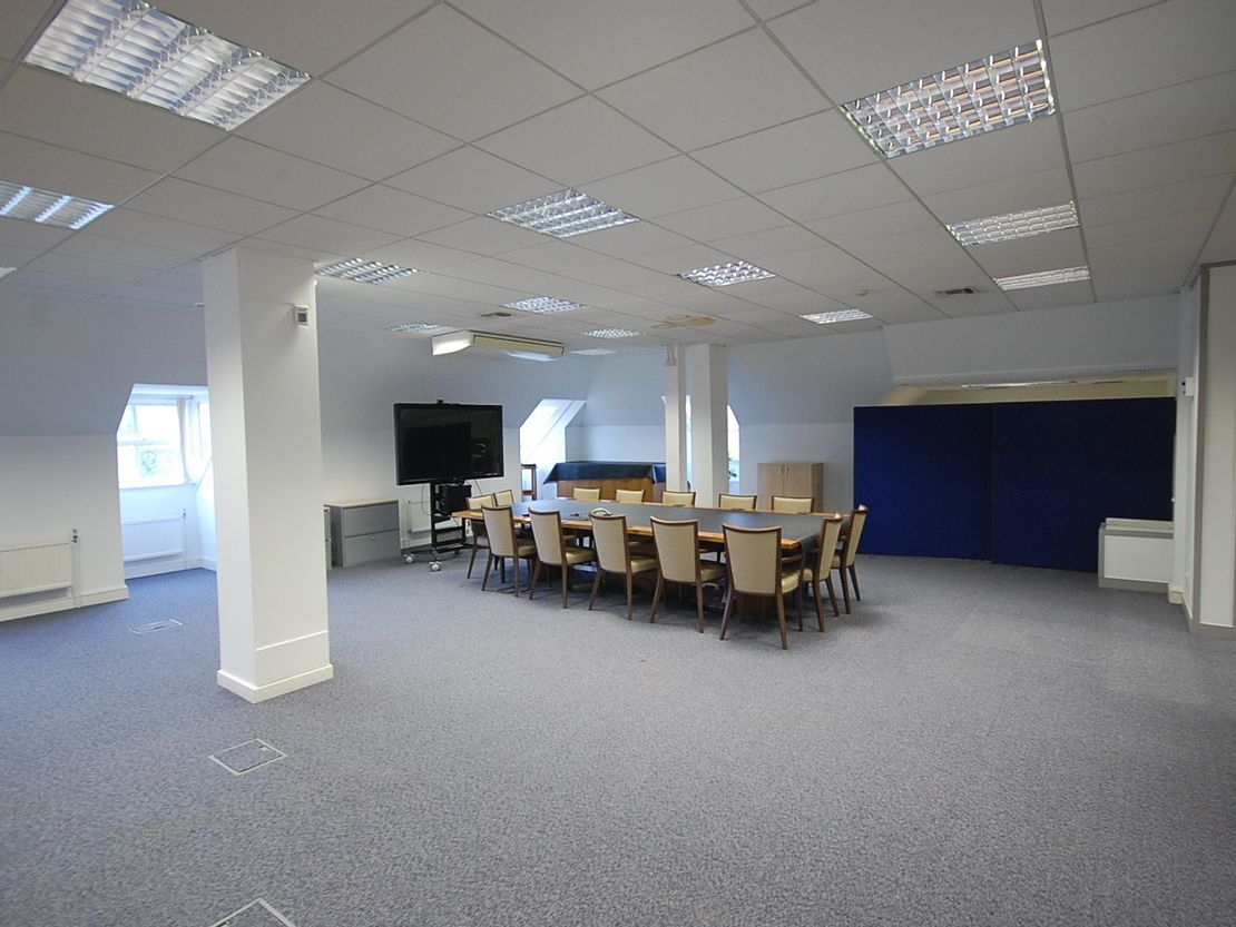 Third Floor St Annes House, Oxford Square, Oxford Street, Newbury, West Berkshire, RG14 1JQ