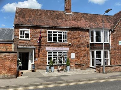 Property Image for FF 2 Kennet House 19 High Street, Hungerford, Berkshire, RG17 0NL