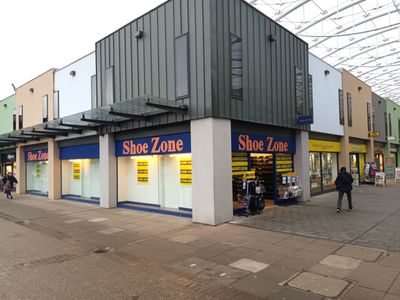 Property Image for 12 Market Walk, Newton Abbot, South West, TQ12 2RX