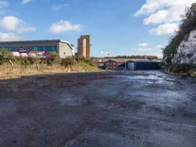 Property Image for 10 Castle Park West Thurrock, London Road, Grays, West Thurrock, Essex, RM20 3NL
