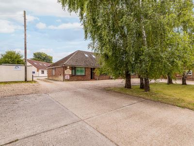 Property Image for Swineshead, Boston
