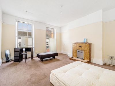 Property Image for Pen Street, Boston