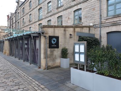 Property Image for Ground Floor West, 112 Commercial Street, Leith, Edinburgh, EH6 6NF
