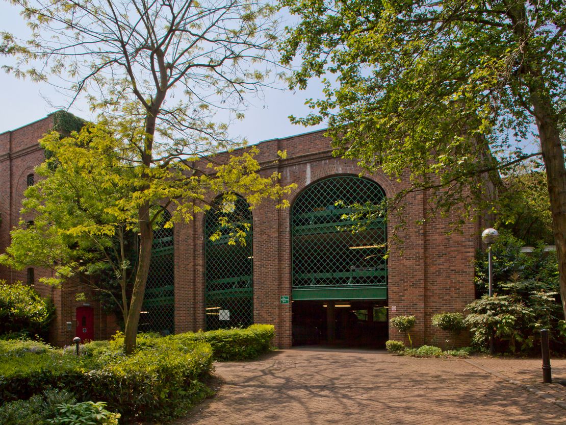 University House, Oxford Square, Oxford Street, Newbury, West Berkshire, RG14 1JQ