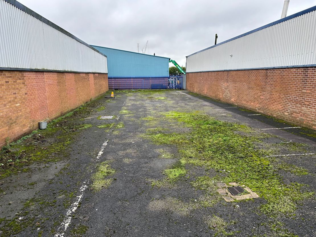 Unit 7C, Summit Crescent Industrial Estate, off Roebuck Lane, Smethwick, West Midlands, B66 1BT