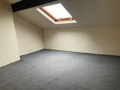 Property Image for 18 Commercial Street, Batley, West Yorkshire, WF17 5HH