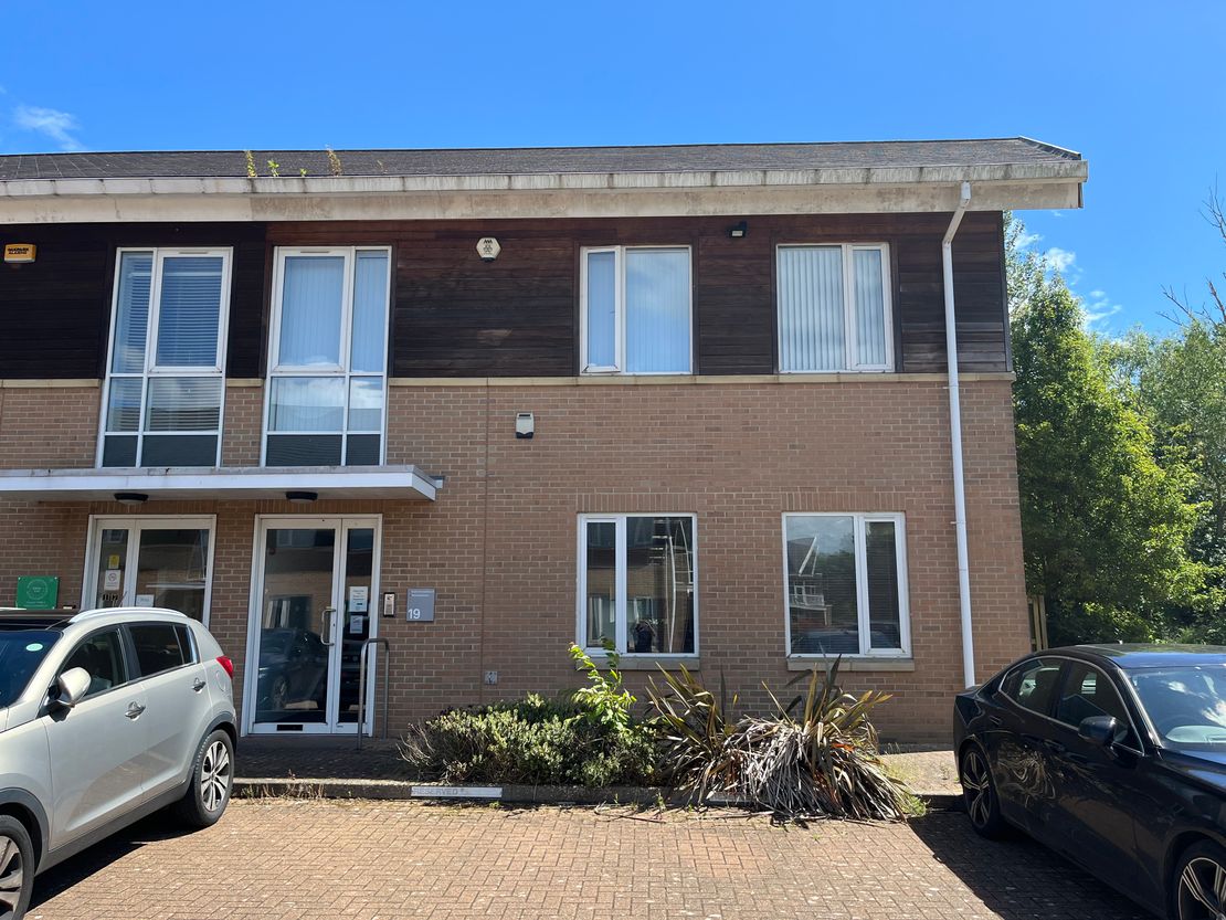 19 Diamond Court, Fox Milne, Milton Keynes, Buckinghamshire, MK15 0DU