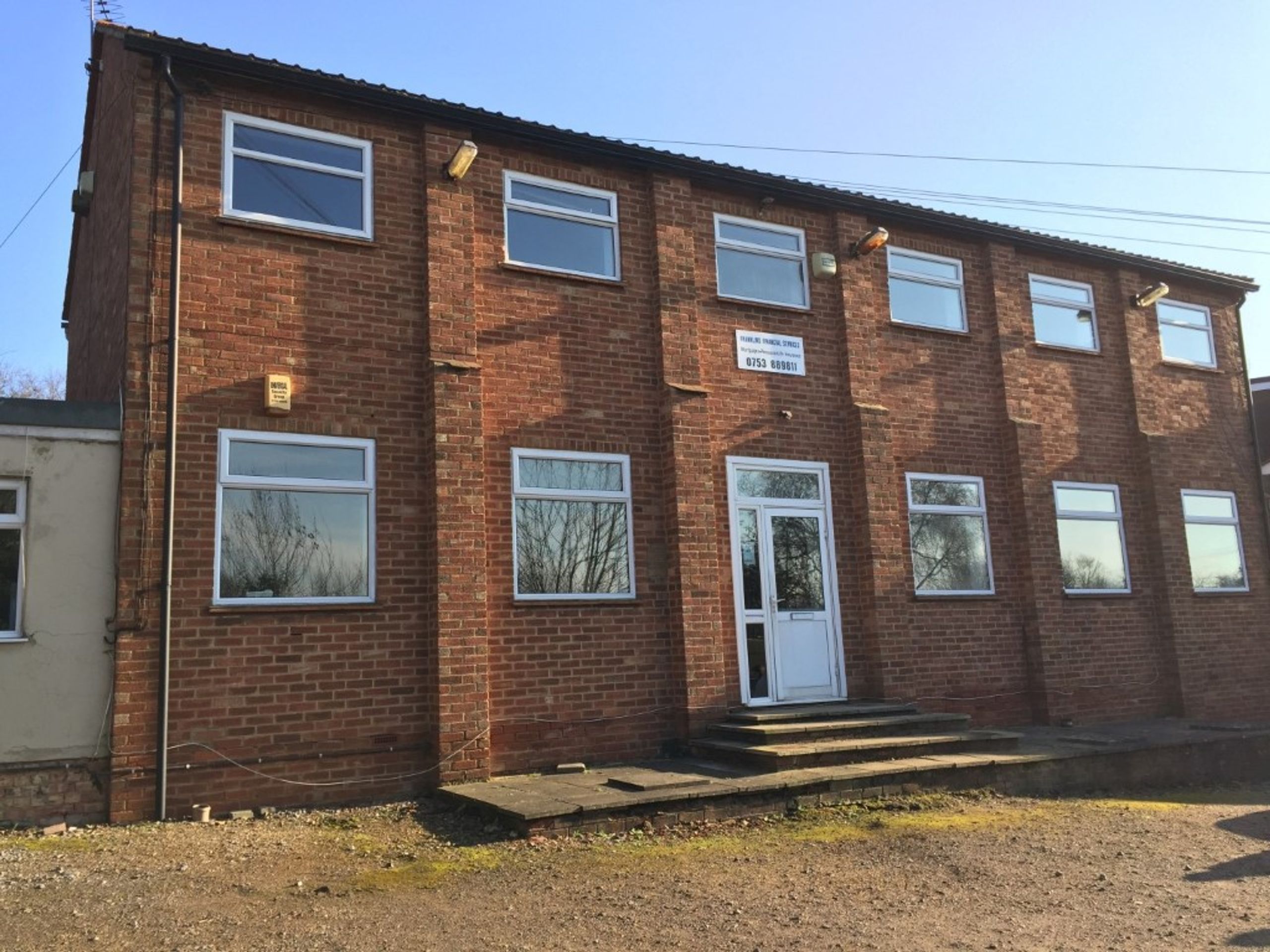 To Let Gravel Hill/ A413, Chalfont St. Peter, Gerrards Cross