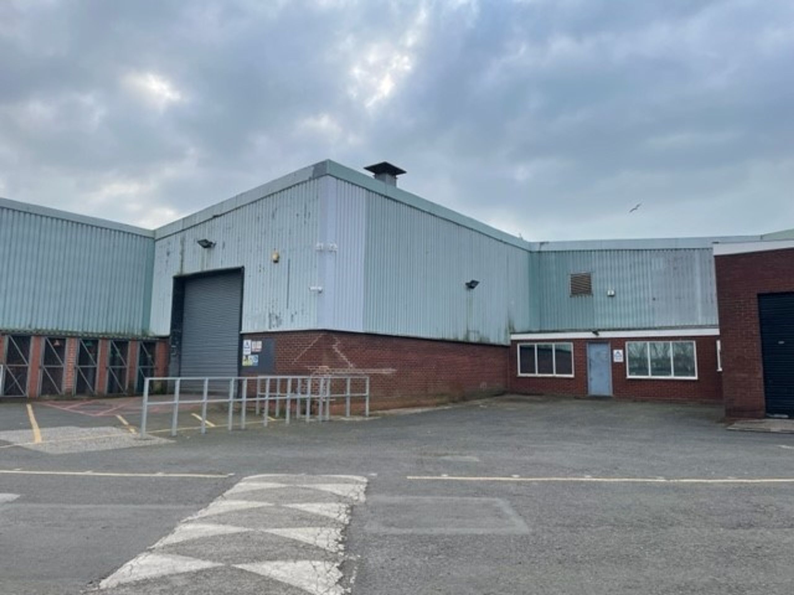 For Sale Unit 3 Avery Dell Industrial Estate, Lifford Lane, Kings