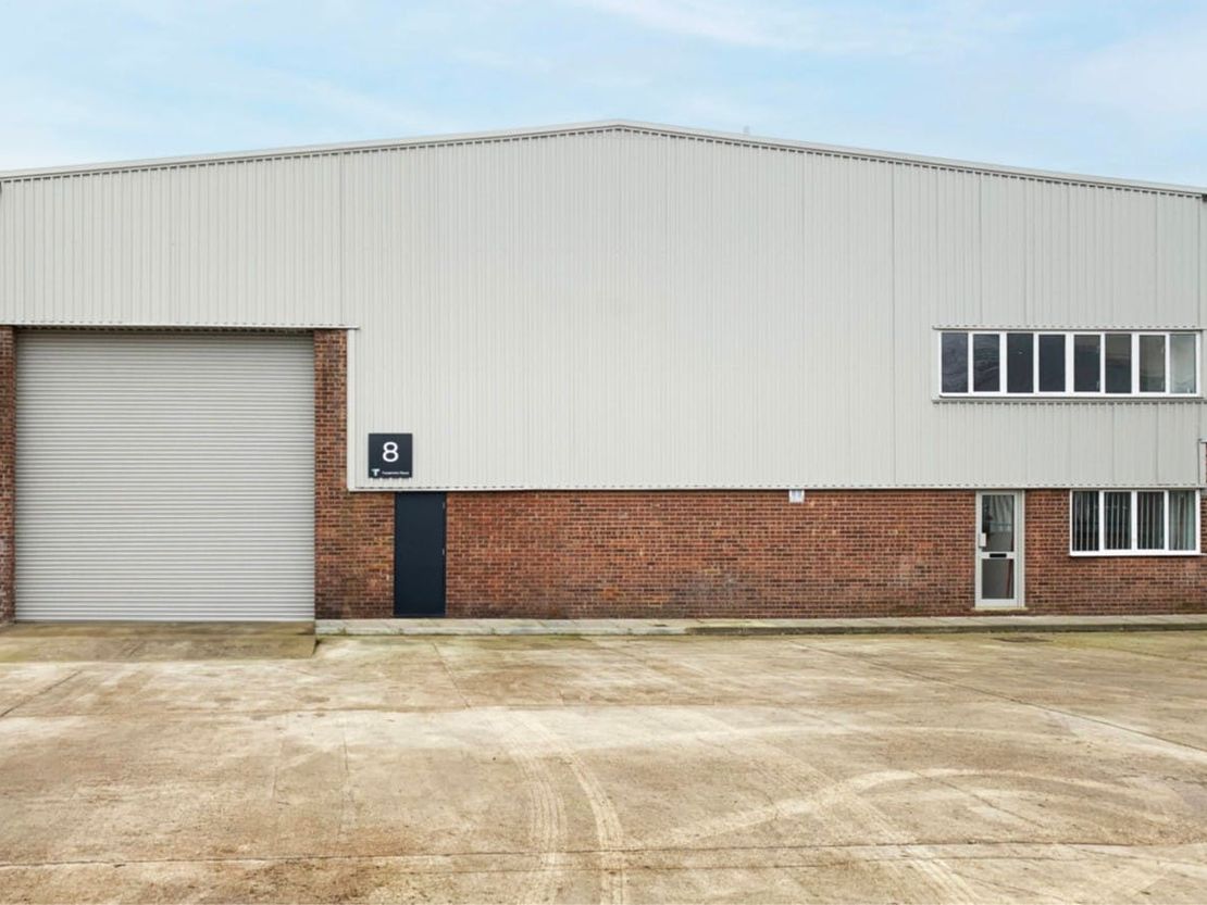 Unit 8, Thornton Road Industrial Estate, Croydon, CR0 3EU