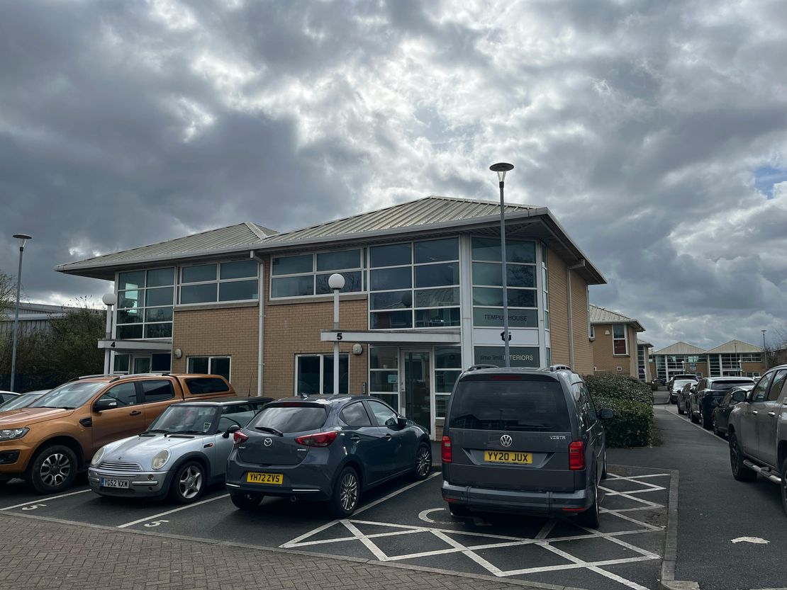 Unit 4-5 Howley Park Business Village, Pullan Way, Morley, Leeds, LS27 0BZ