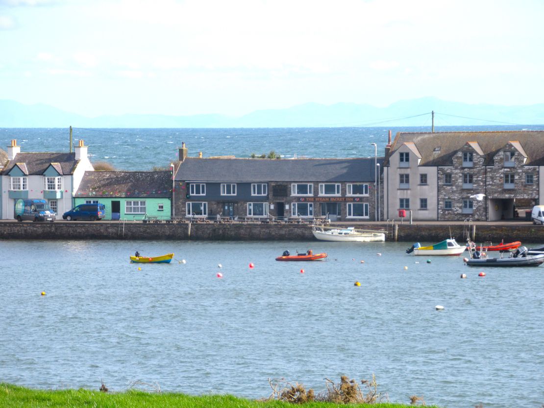 Steam Packet Inn, Harbour Row, Isle Of Whithorn, Newton Stewart, Dumfries And Galloway, DG8 8LL