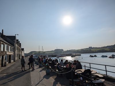 Property Image for Steam Packet Inn, Harbour Row, Isle Of Whithorn, Newton Stewart, Dumfries And Galloway, DG8 8LL