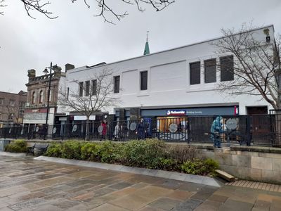 Property Image for 1 Graham Street, Airdrie, North Lanarkshire, ML6 6AB