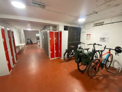 Property Image for 4th Floor, 121 George Street, Edinburgh, City of Edinburgh, EH2 4YN