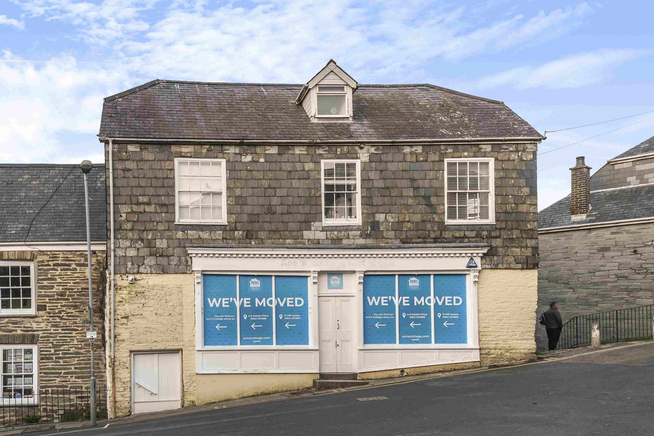 Pop Up Opportunity, 7 Broad Street, Padstow, Cornwall, PL28 8BS